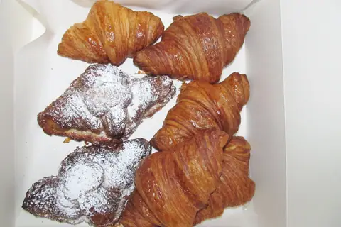 Cake & Cream photo 4